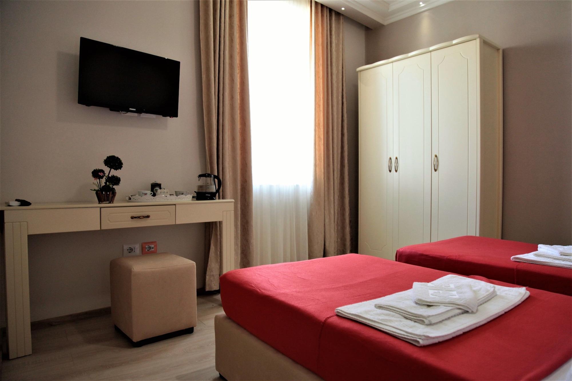 Hotel Veliera Durrës Exterior foto