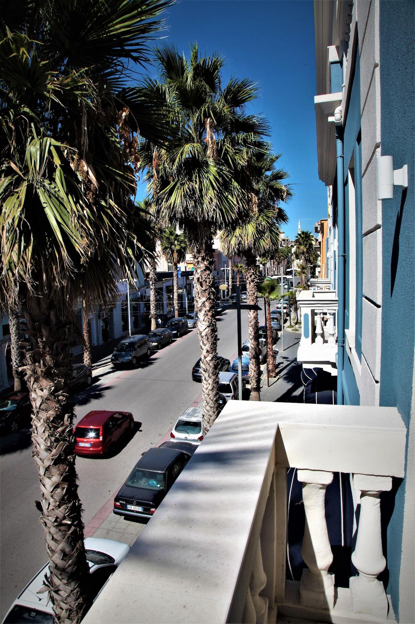Hotel Veliera Durrës Exterior foto