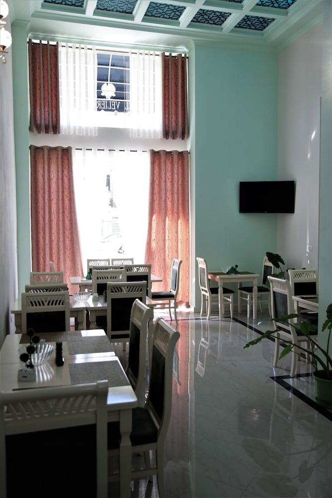 Hotel Veliera Durrës Exterior foto