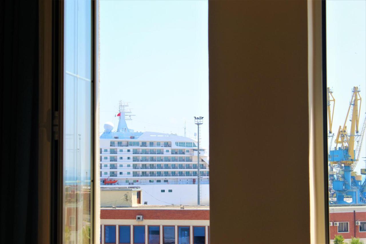 Hotel Veliera Durrës Exterior foto